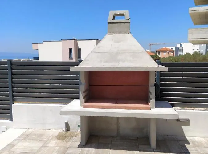 New! Milan's House With Pool, Mediterranean Villa Makarska