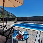 New! Milan's House With Pool, Mediterranean