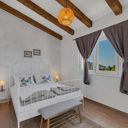 Вілла New! Milan's House With Pool, Mediterranean