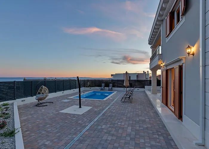 New! Milan's House With Pool, Mediterranean * Makarska