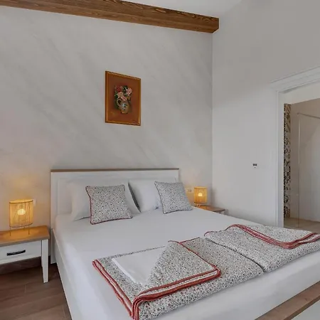 New! Milan's House With Pool, Mediterranean * מאקרסקה