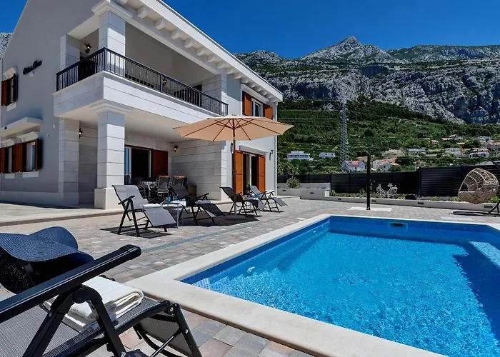 Вілла New! Milan's House With Pool, Mediterranean