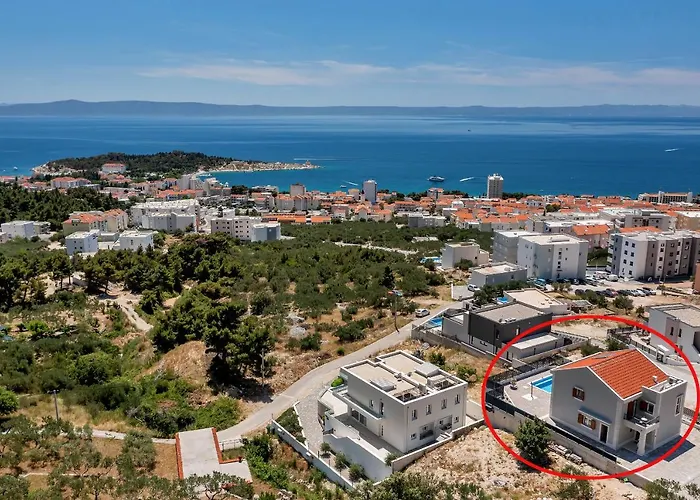 New! Milan's House With Pool, Mediterranean Вілла